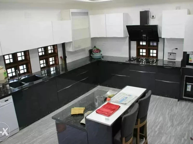 Royal Kitchen