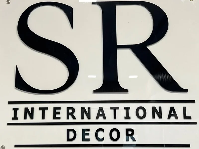 S R Decor
