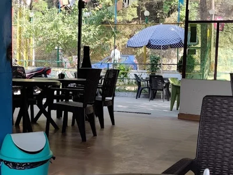 Friend's Bar-Be-Que Nation