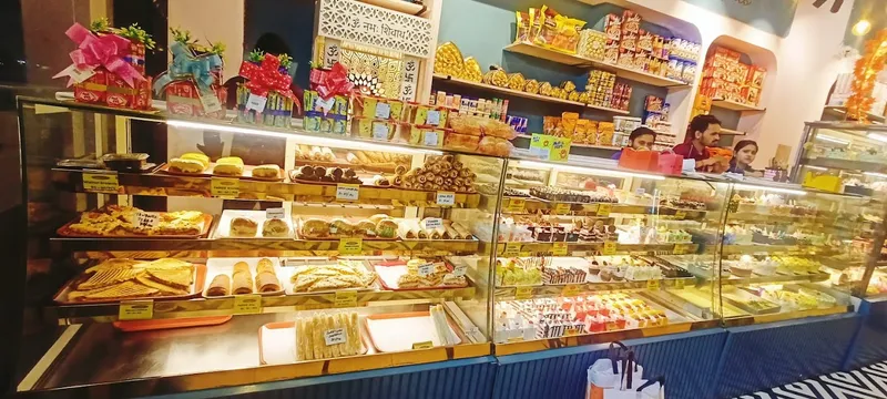 Fantasy Pastry Shop-Best Cake Shop In Shahdara - Best Bakery In Shahdara .