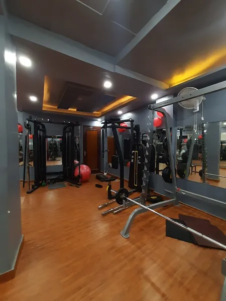 LIFT & FIT GYM