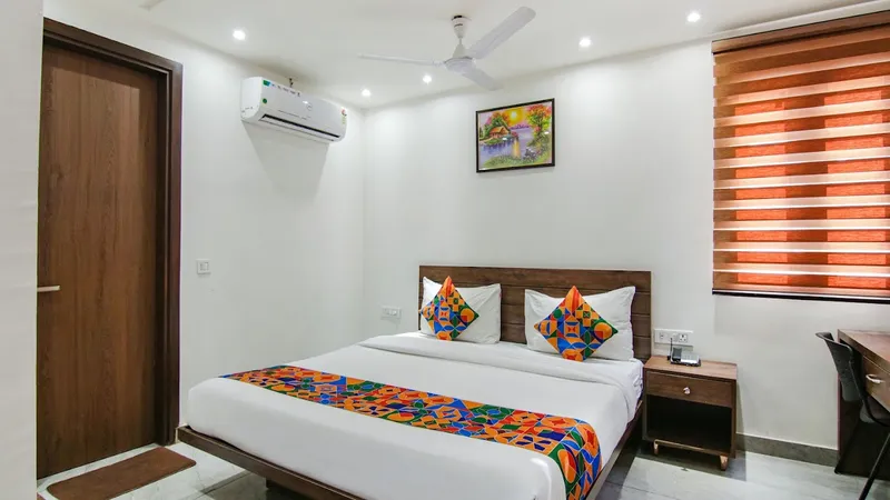 FabHotel Moro Rohini Sector 4