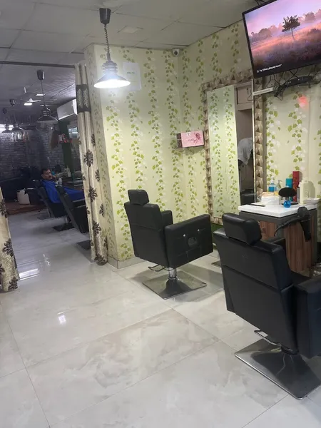 Smart Looks- Unisex Salon by Danish