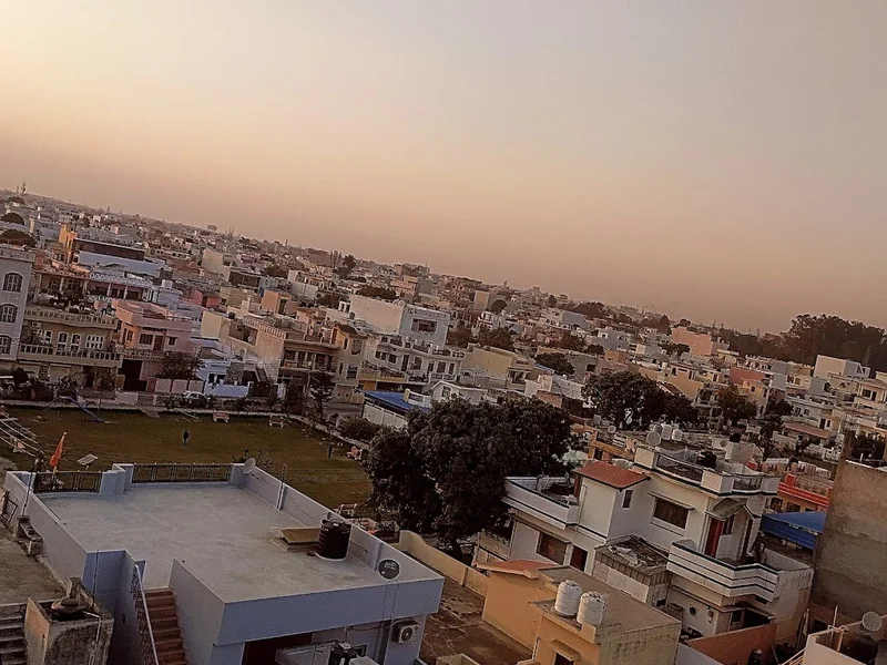 The Heights Kitchen - By Ramboj