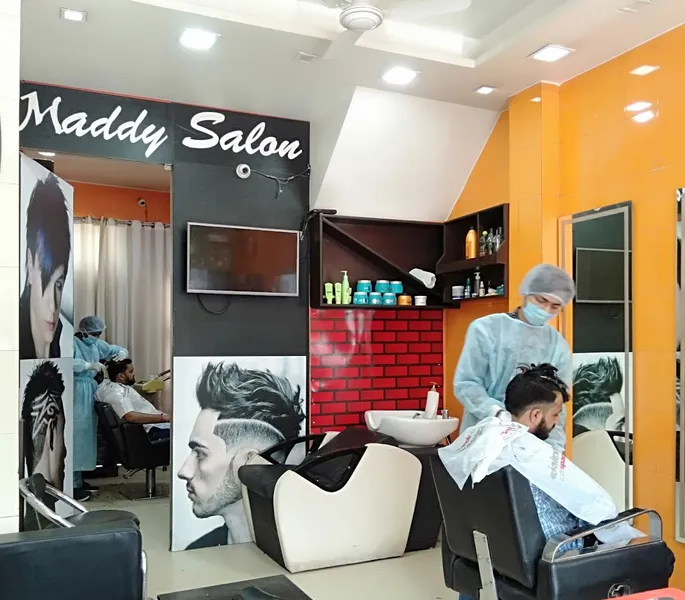 MADDY SALON (Unisex) & TATTOO STUDIO