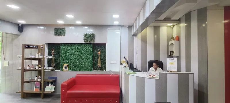 Prive Salon(Unisex Salon Saraswati Vihar)