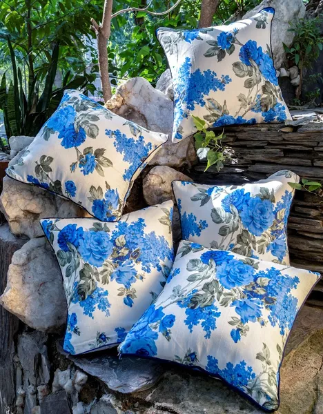 Raah Decors