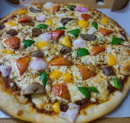 Top 11 pizza places in Babarpur North East Delhi