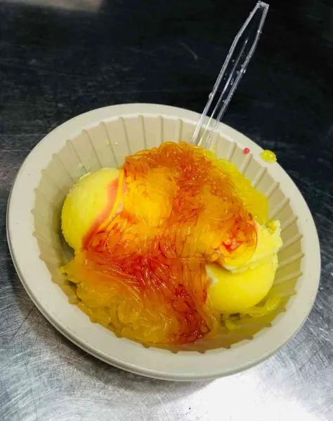 Standard kulfi faluda (sec-3 Rohini)