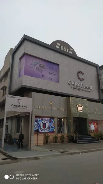 CaratLane Signature Store South Extension