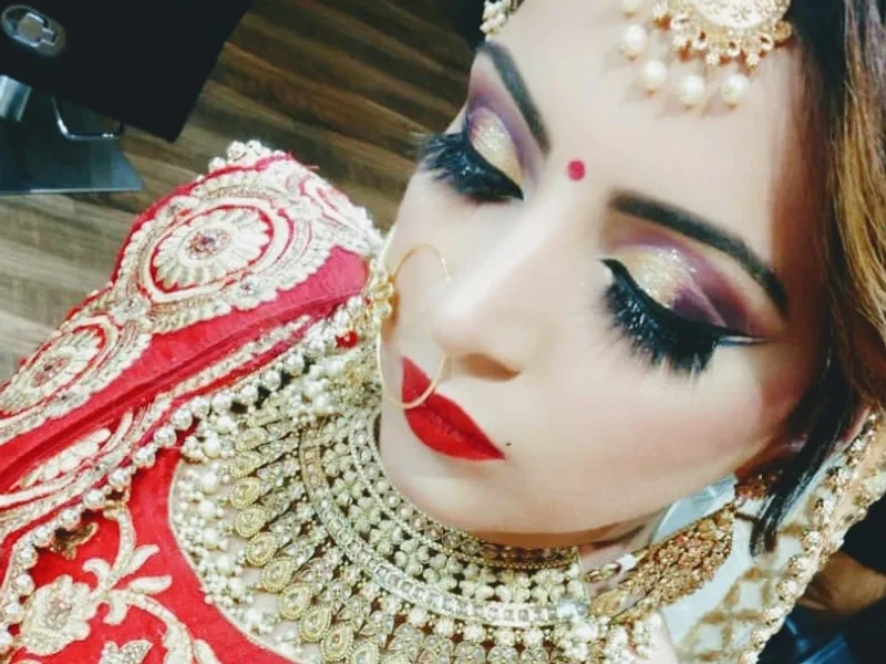 EXCLUSIVE UNISEX SALON