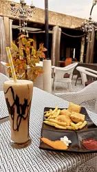 Top 20 restaurants with outdoor seating in Karawal Nagar North East Delhi