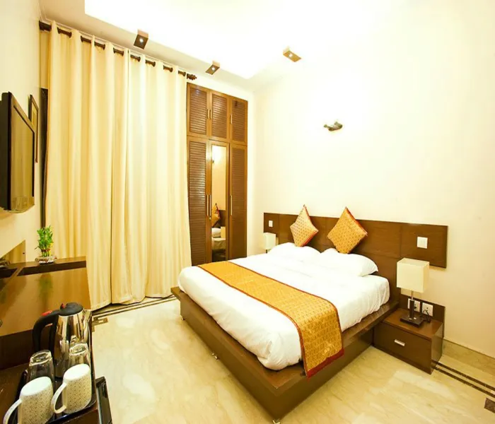 Evergreen Delhi Bed and Breakfast