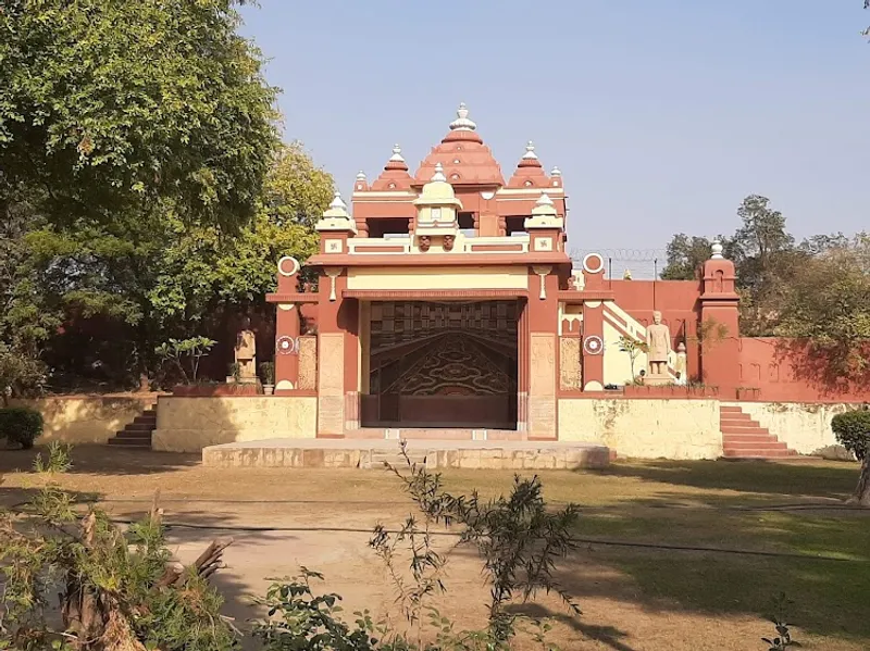 Shri Laxmi Narayan Temple (Birla Mandir)