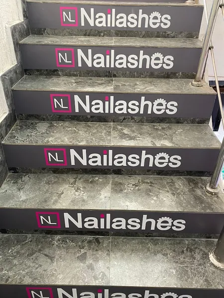 Nailashes