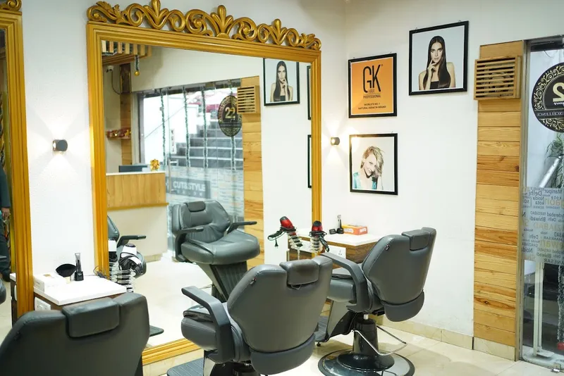 Cut & Style Salon Saket, New Delhi