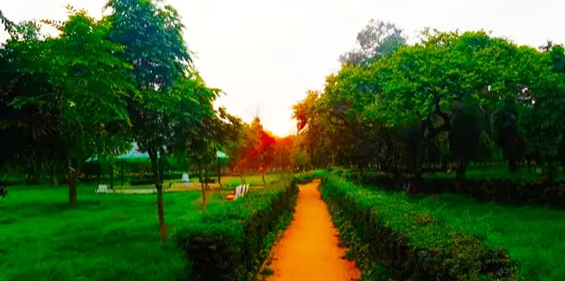 District Park at Ashok Vihar Phase II