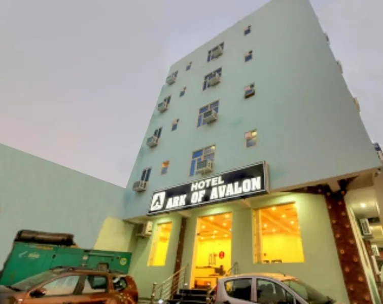 Hotel Ark Of Avalon Near Delhi Airport