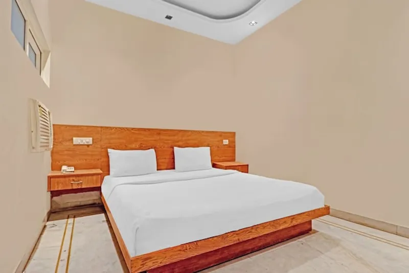 OYO Hotel Good Luck Near Delhi Airport