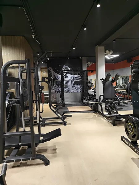 Gym Garage - Malviya Nagar