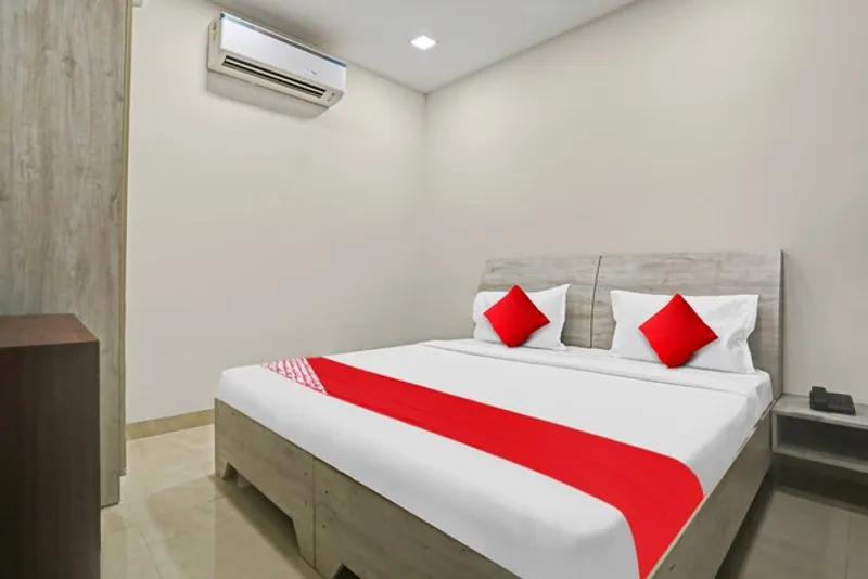 OYO Flagship 811753 Premium Rooms