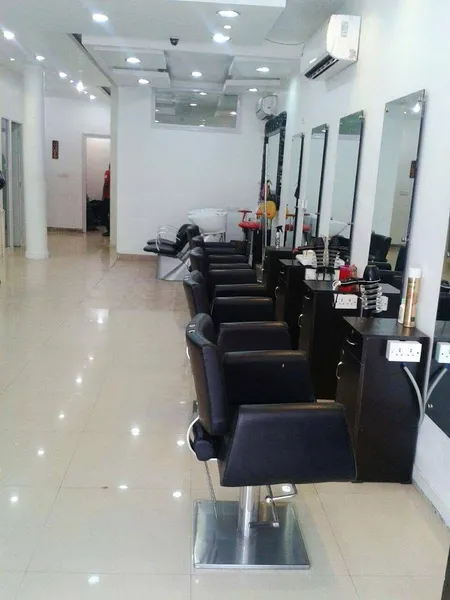 Dignity Unisex Salon