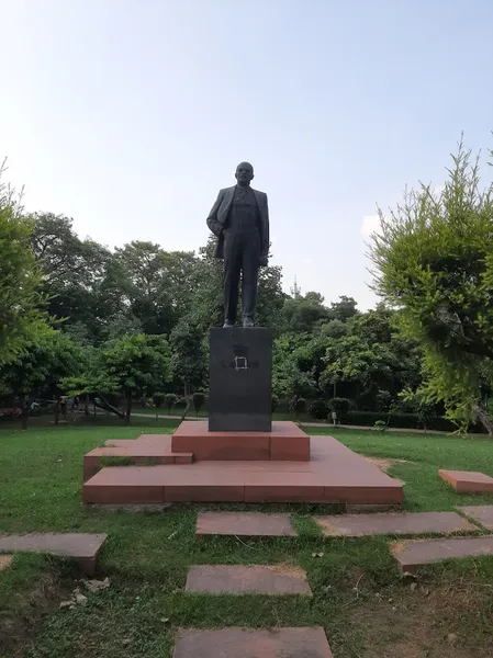 Slacktivism Nehru Park Spot