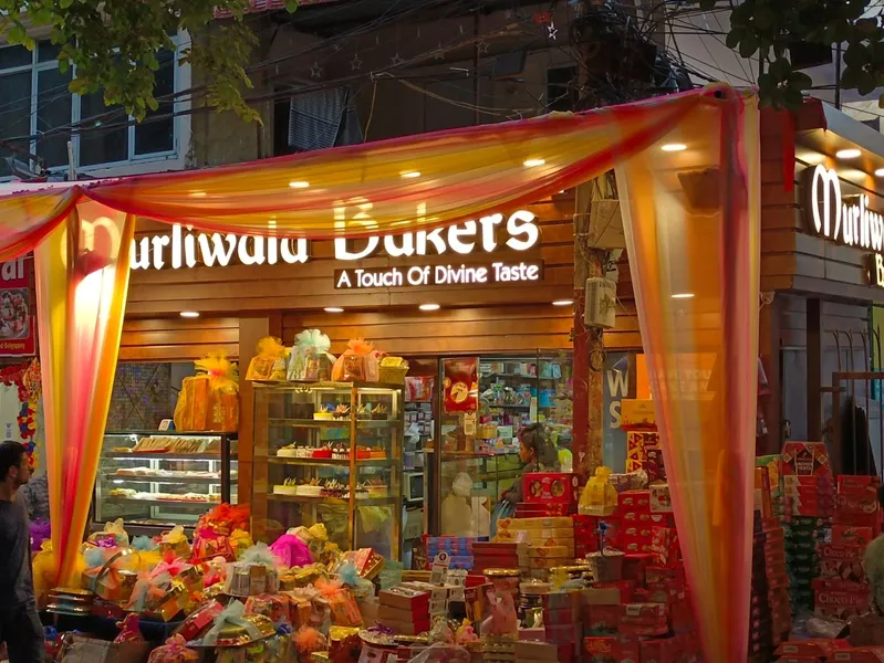 Murliwala Bakers