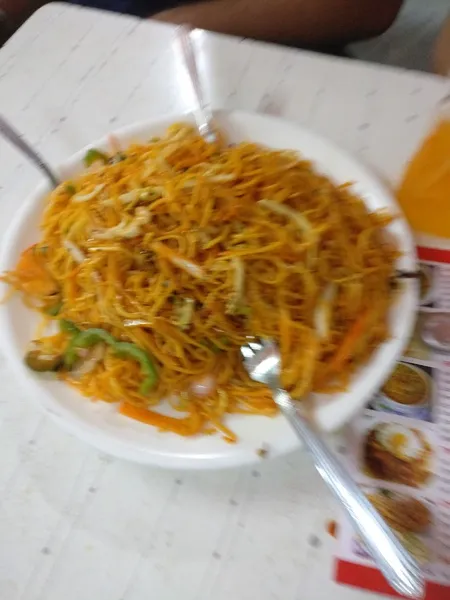 Hangchuaa"S Chinese Food Corner