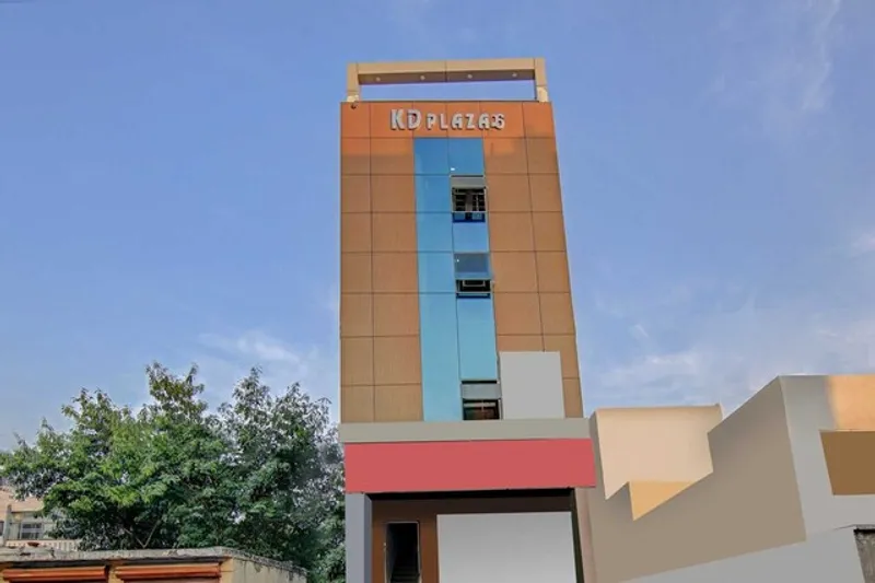 OYO Flagship 48708 Hotel KD Plaza