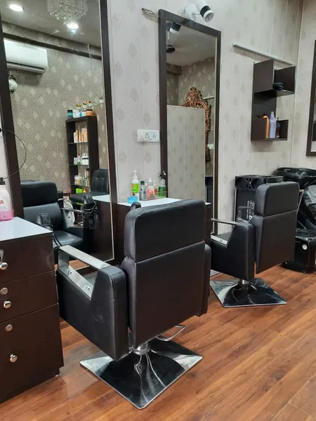 Reflection Beauty Salon