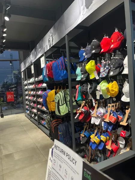 PUMA Store