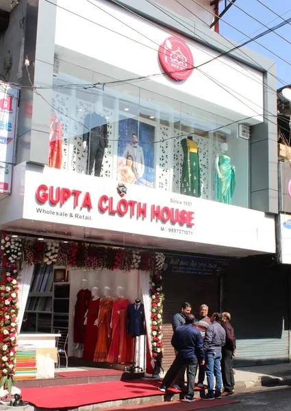 Gupta Cloth House Since 1957-Designer Kurtis/Party Wear Dresses/Wholesale Kurti /Saree/Suit/Best Saree Shop in Dehradun