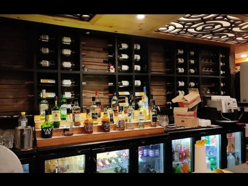 GRILLE Restaurant & Bar