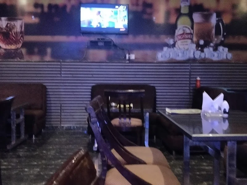 Crystal Resto Bar.
