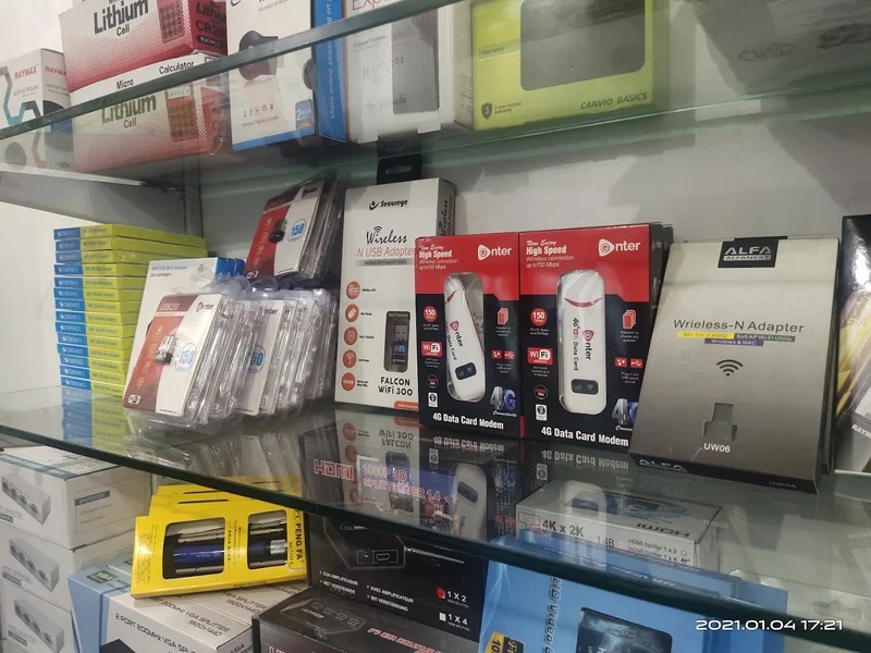 GRAPHIC COMPUTERS