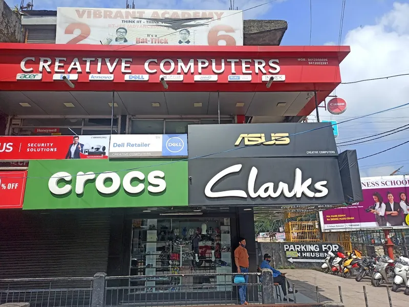 CREATIVE COMPUTERS