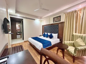 Best of 16 hotels with restaurants in South Delhi