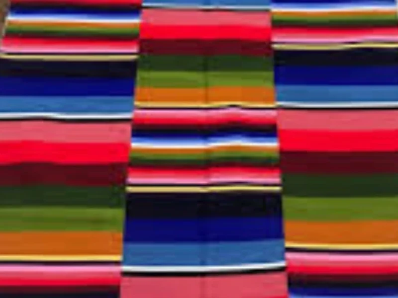 Kyipa tradition apron and yarn store