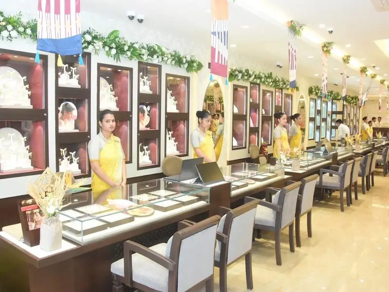 Tanishq Jewellery - Roorkee - Civil Lines