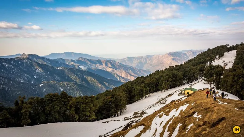 Camp Himalayan Huts Dhanaulti