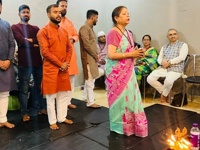 Vedic Yog Kendra ( Best Yoga Instructor at Home )