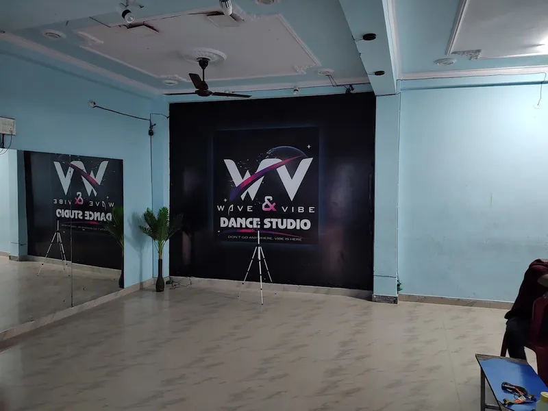 WAVE & VIBE DANCE STUDIO