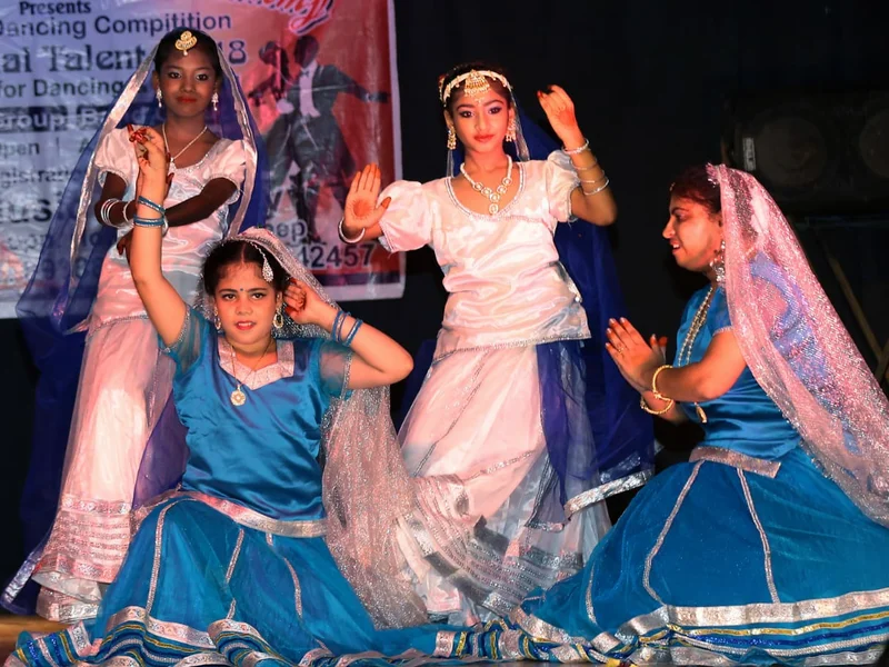 Surtaal Music Academy ! Dance & music class