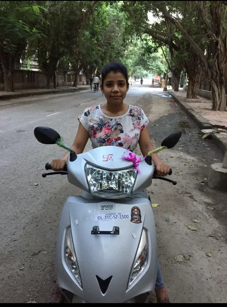 Safety driving school for two wheeler