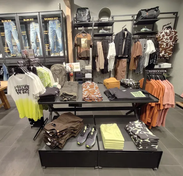 JACK&JONES STORE