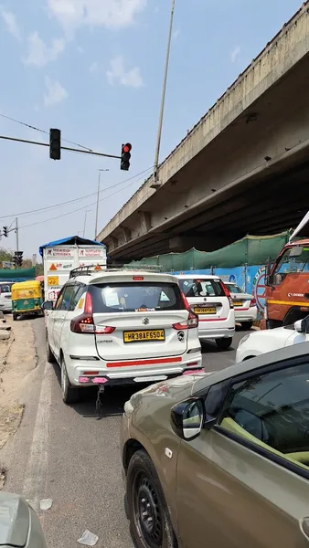 Badi red light mahipalpur