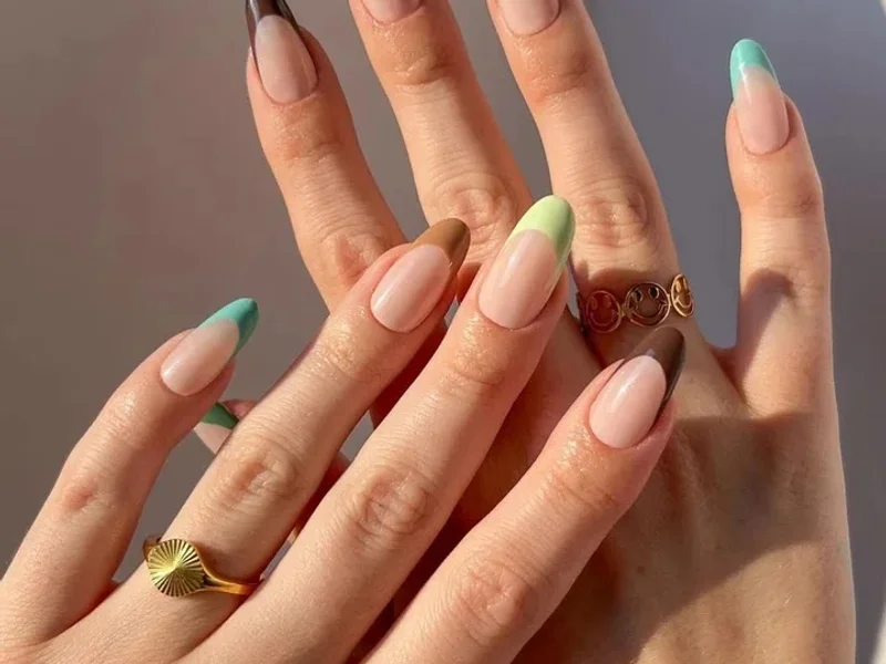 Amarra Unisex Salon & Academy by Urvashi