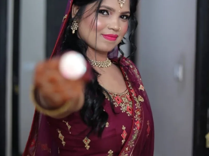 Make-up artist in rishikesh glamour academy