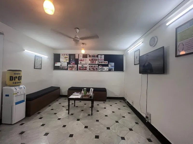 HIDENTIST - Dental Clinic in New Delhi